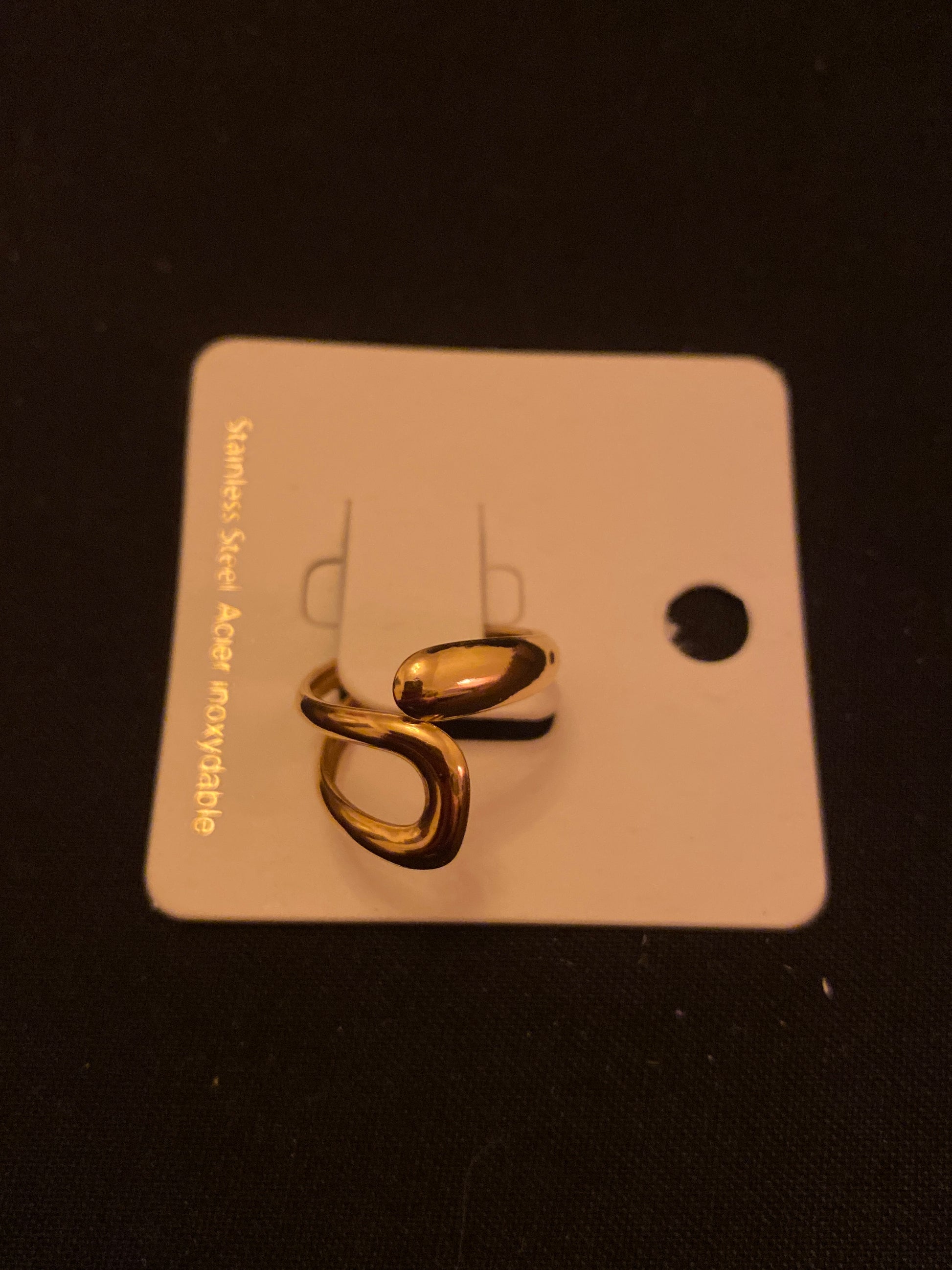 Ring — R11
