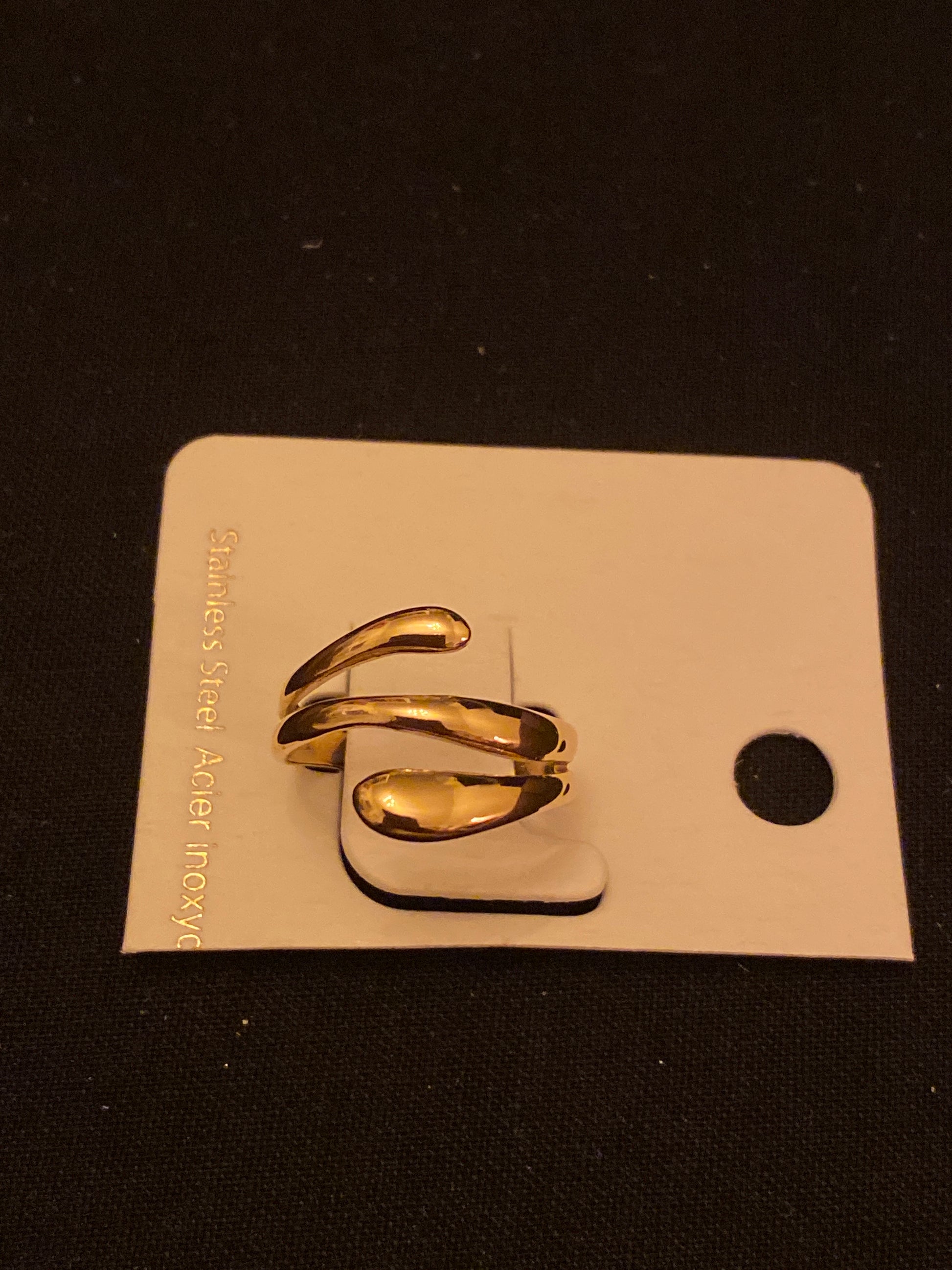 Ring — R22